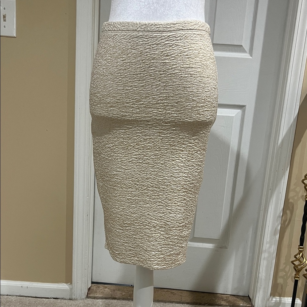 June & Hudson Textured Tan Pencil Skirt